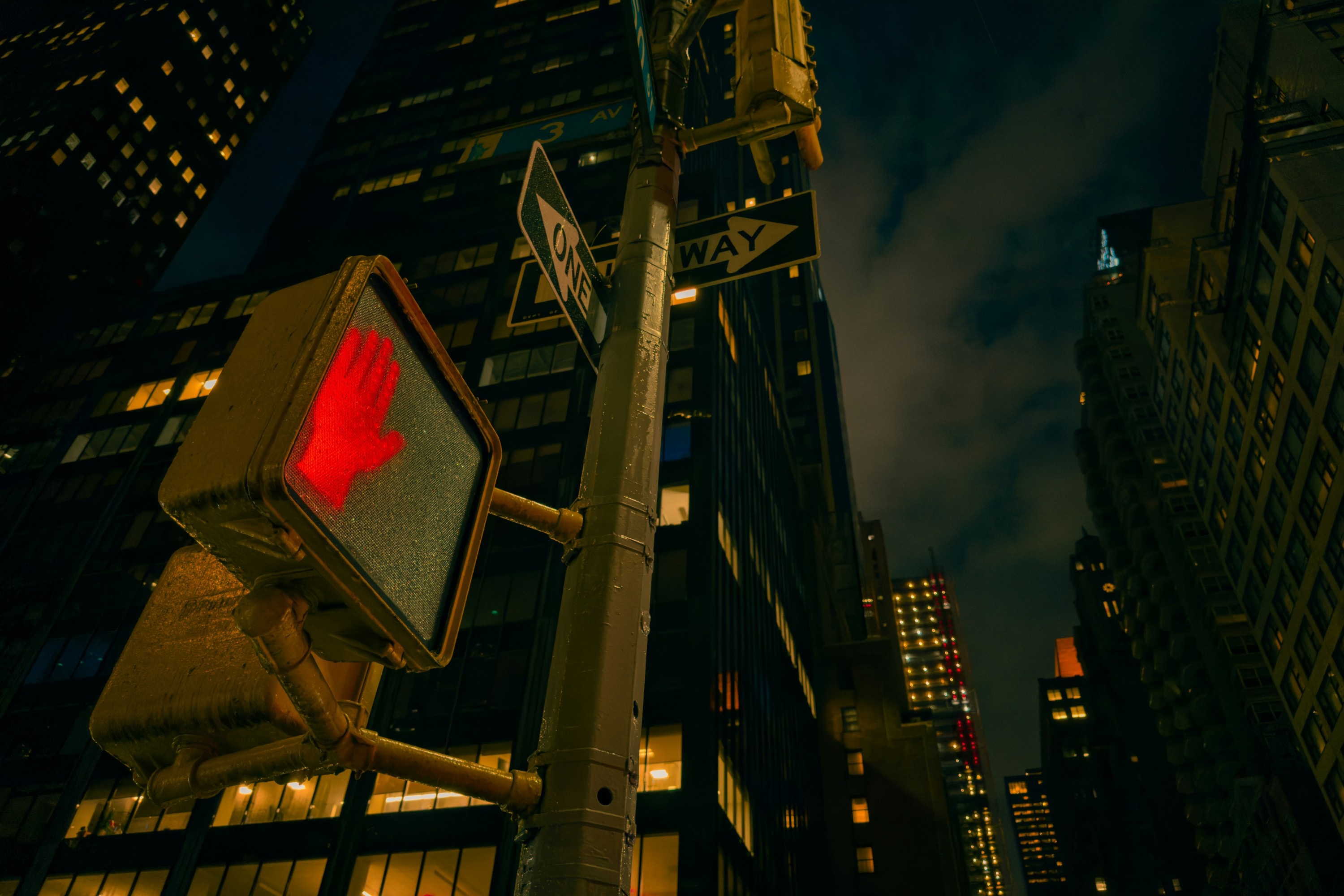 Night city crossing signal